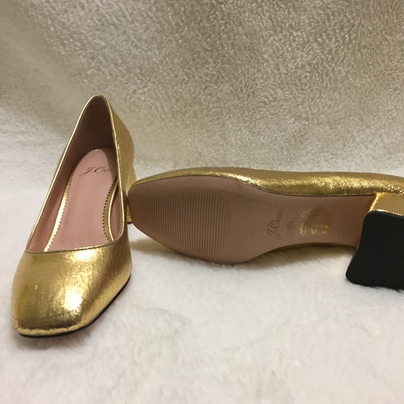 Shoes - Picture 2 of 4